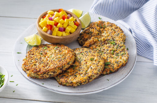 salmon-cakes-with-quinoa-and-mango-salsa