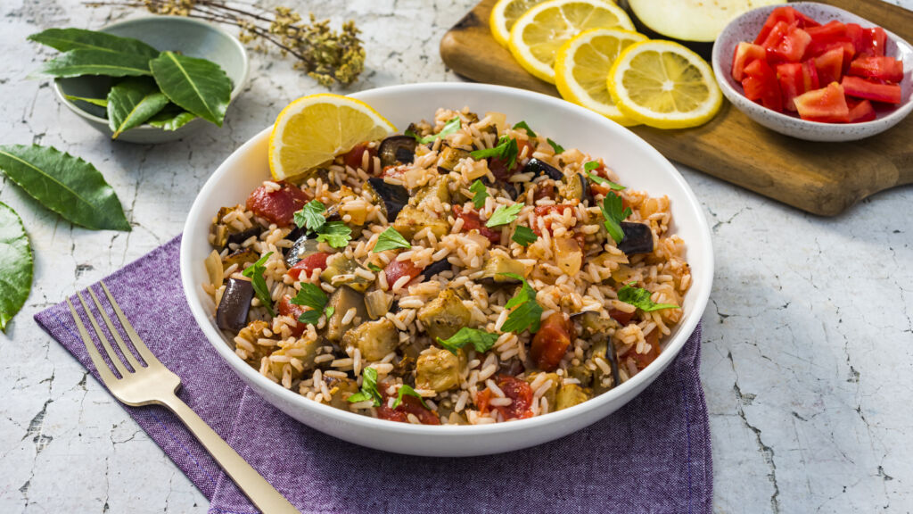 One-Pot-Greek-Eggplant-Rice-Bowl